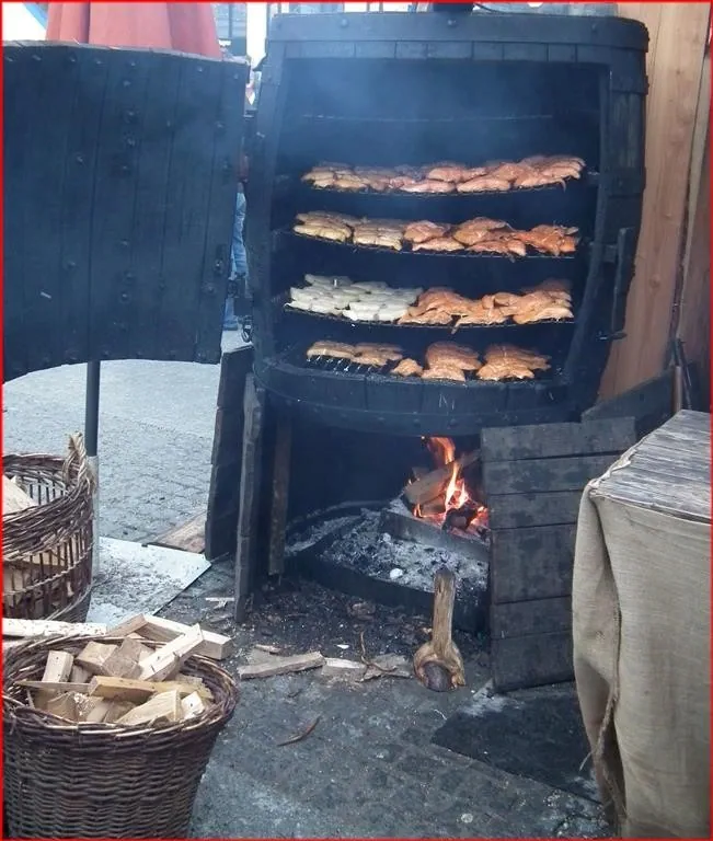 Medieval market at wittlesbacherplatz 4